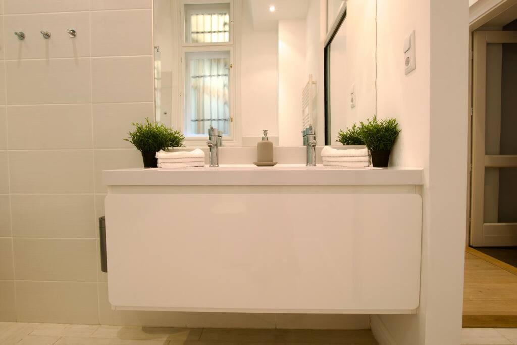 Premium Apartment By Hi5- Anker Apartment Budapešť Exteriér fotografie